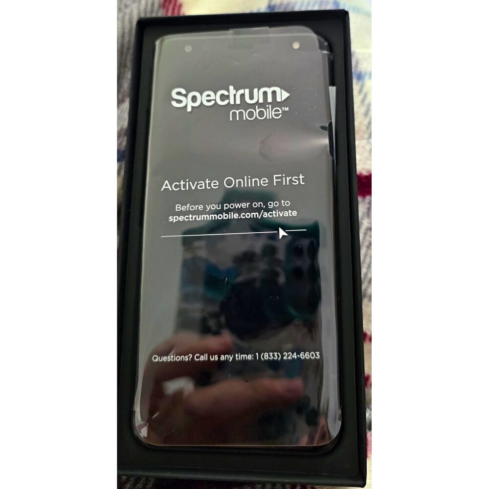 LG K40 32GB Platinum Spectrum Mobile Smartphone